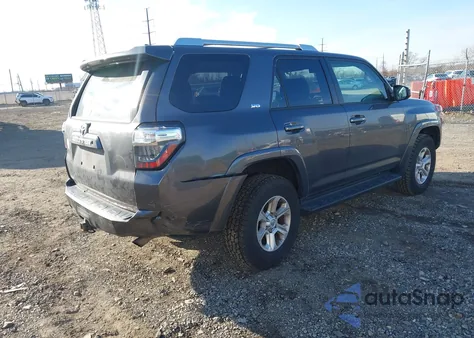 2015 Toyota 4Runner Sr5 z USA, uszkodzony, nr VIN JTEBU5JR1F5258011